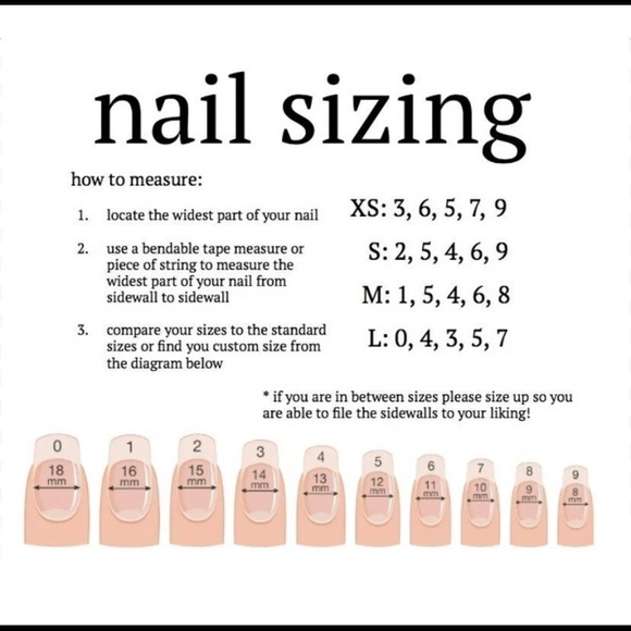 Trendy black reusable press on gel polish nails - Picture 2 of 2